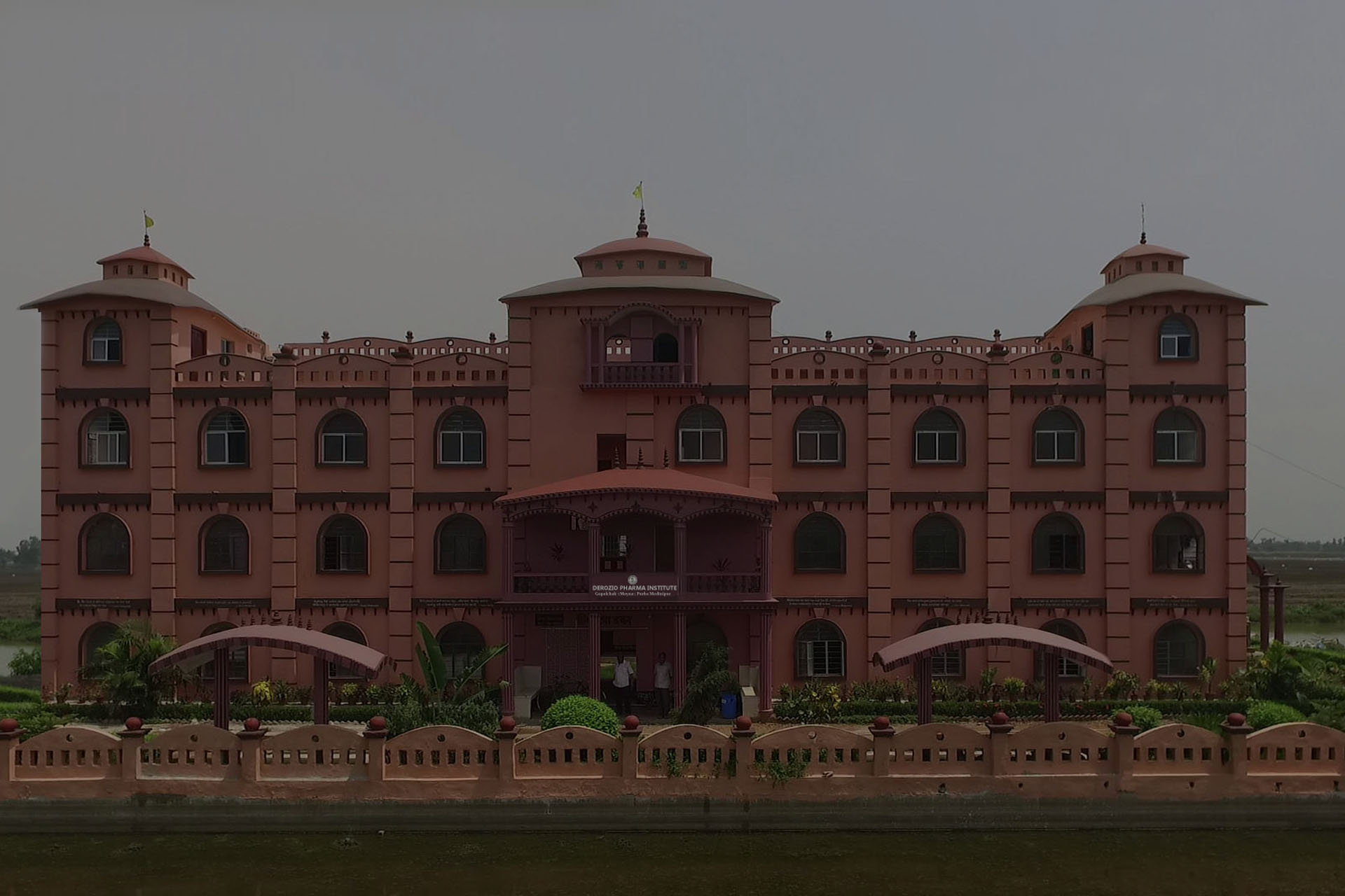 Derozio Pharma Institute